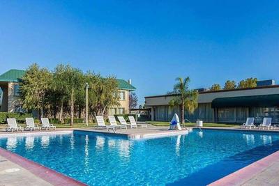 Days Inn by Wyndham Stockton