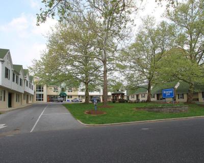 Rodeway Inn & Suites