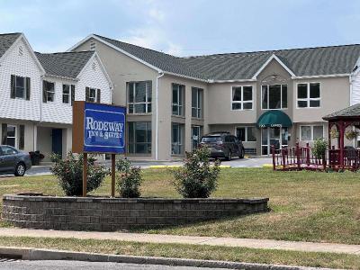 Rodeway Inn & Suites