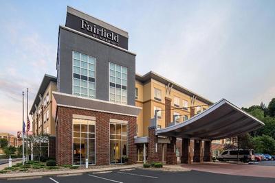 Fairfield Inn & Suites by Marriott Washington Casi