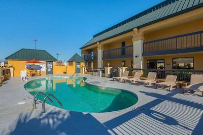 Quality Inn & Suites Civic Center