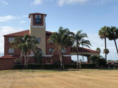 BEST WESTERN Orange Inn & Suites