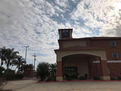 BEST WESTERN Orange Inn & Suites
