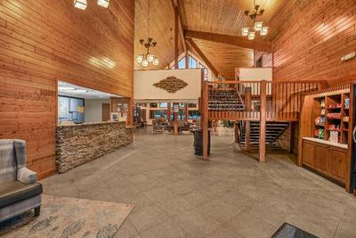 Holiday Inn Express & Suites Hayward