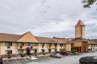 Rodeway Inn & Suites WI Madison-Northeast