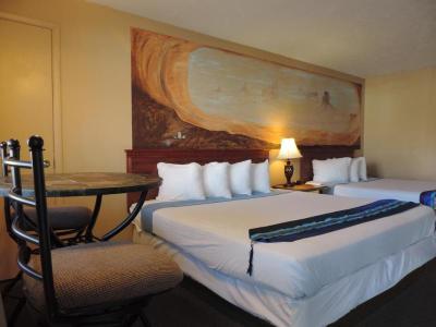 Expedition Lodge