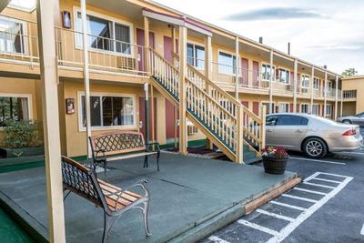 Red Lion Inn & Suites Yakima