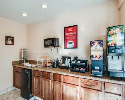 Econo Lodge Civic Center
