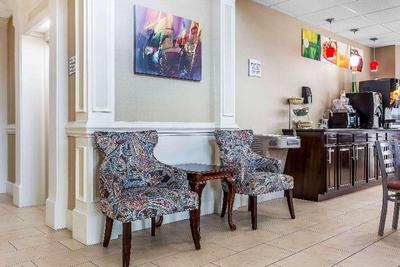 Quality Inn & Suites ( Salisbury)