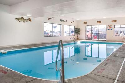 Comfort Inn & Suites Maumee - Toledo (I80-90)