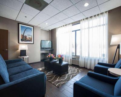Comfort Inn & Suites St. Louis-Hazelwood