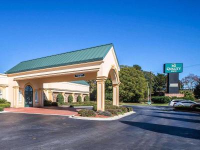 Quality Inn Richmond Hill