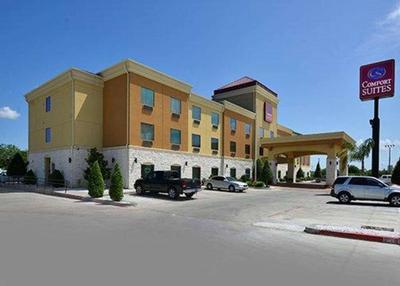 Comfort Suites