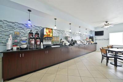Comfort Suites Tulare