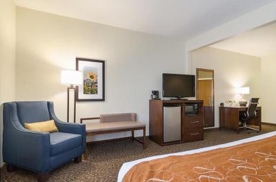 Quality Suites Springdale