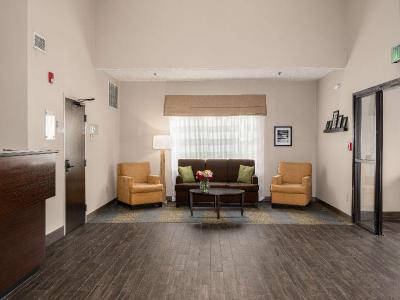 SureStay by Best Western Summerville Flowertown