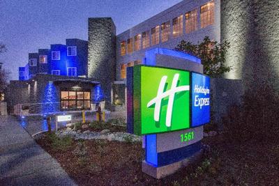 Holiday Inn Express Mountain View - S Palo Alto