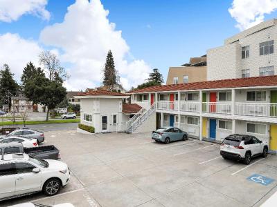 Signature Inn by Sonesta