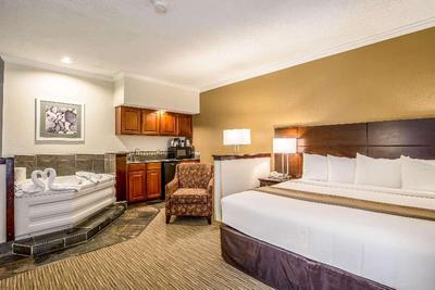 Quality Inn & Suites Seabrook- NASA- Kemah