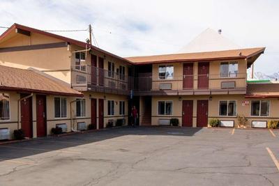 Quality Inn Bishop Near Mammoth