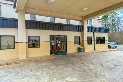 OYO Hotel Rome West GA
