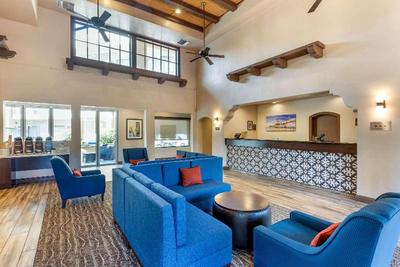 Comfort Inn & Suites Orange County John Wayne Airp