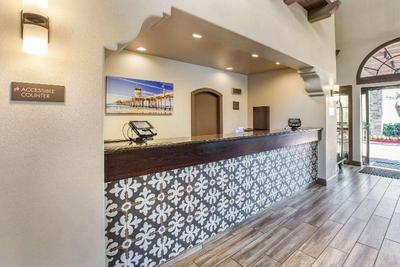 Comfort Inn & Suites Orange County John Wayne Airp