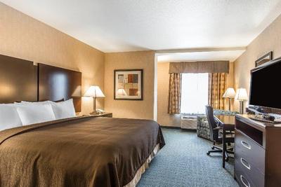 Comfort Inn & Suites Colton