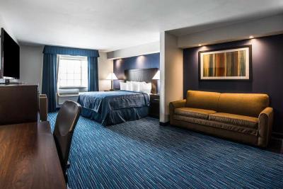 Quality Inn & Suites Downtown