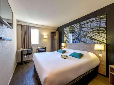 Kyriad Hôtel Saint Jean
