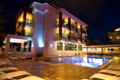 Supreme Boutique Hotel