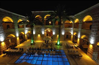 Cesme Kanuni Kervansaray