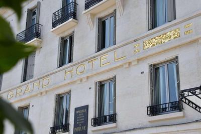 Grand Hotel Tours