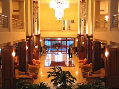 Le Grande Plaza Hotel
