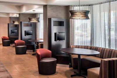 Courtyard Jersey City Newport