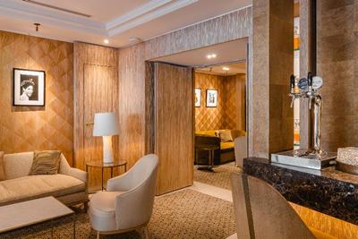 Madison Hotel
