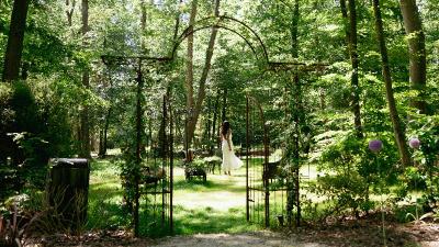 Chateau Jeanne & Forest-Chateau de Montvillargenne