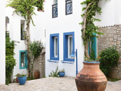 Marphe Hotel Suite And Villas