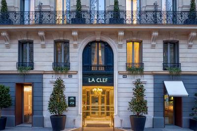 La Clef Tour Eiffel Paris by The Crest Collection