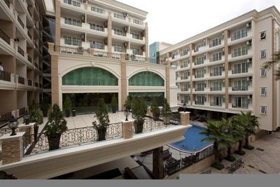 LK Miracle Suite Pattaya
