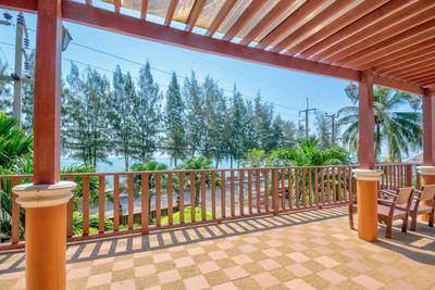 Palm Beach Resort & Hotel