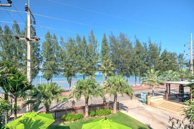 Palm Beach Resort & Hotel