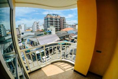 Chomsin Hua Hin (ชมสินธุ์ หัวหิน) by ZUZU