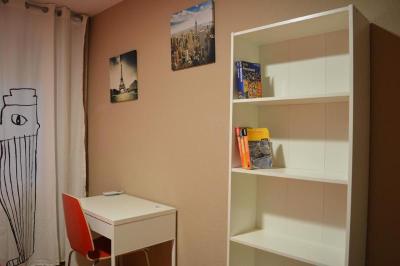 Somnio Hostels