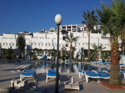 Nagi Beach Hotel