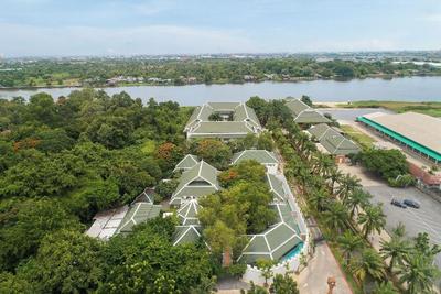 Kalanan Riverside Resort