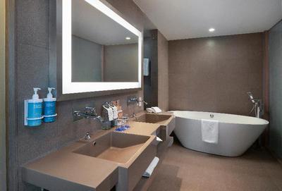 Novotel Bangkok Platinum