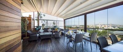 Burckin Suites Hotel