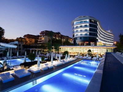 Q Premium Resort