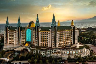 Delphin Imperial